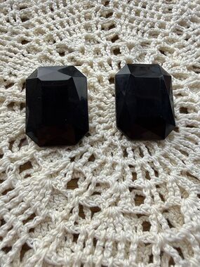 Vintage Les Bernard 80s Black Faceted Lucite Statement Clip Earrings